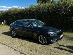 Blau Gebraucht 2019 BMW 330 Gran Turismo SUV | 21.500 €