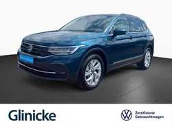 Blau Gebraucht 2024 VW Tiguan Life SUV | 28.833 € (Guter Preis)