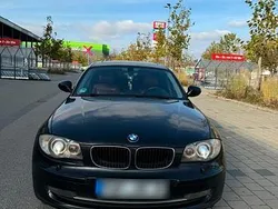 Schwarz Gebraucht 2009 BMW 118 Kleinwagen | 5.500 € (Fairer Preis)