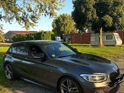 Grau Gebraucht 2016 BMW 120 M Sport Kleinwagen | 18.500 € (Fairer Preis)