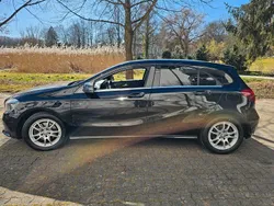 Schwarz Gebraucht 2016 Mercedes A200 Limousine | 13.600 € (Fairer Preis)
