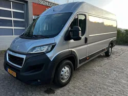 Grau Gebraucht 2020 Peugeot Boxer Van | 14.000 €