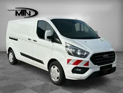Weiß Gebraucht 2018 Ford Transit Custom Limousine | 9.990 € (Fairer Preis)