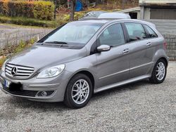 Grau Gebraucht 2006 Mercedes B170 Van / Kleinbus | 4.999 € (Fairer Preis)