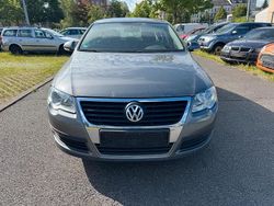 Grau Gebraucht 2007 VW Passat Trendline Limousine | 1.999 € (Superpreis)
