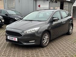 Grau Gebraucht 2016 Ford Focus Limousine | 4.500 € (Guter Preis)