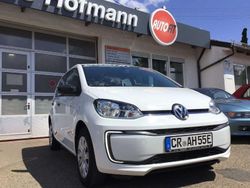 Pure white Gebraucht 2019 VW e-up! Kleinwagen | 13.990 € (Teuer)