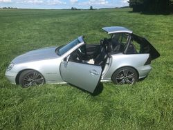 Silber Gebraucht 2001 Mercedes SLK200 Cabrio | 3.950 € (Etwas zu teuer)