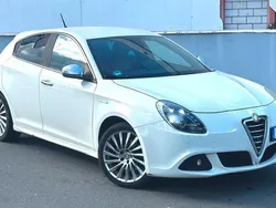 Weiß Gebraucht 2010 Alfa Romeo Giulietta Kleinwagen | 6.100 € (Fairer Preis)