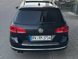 Schwarz Gebraucht 2013 VW Passat R-line Kombi | 9.000 € (Fairer Preis)