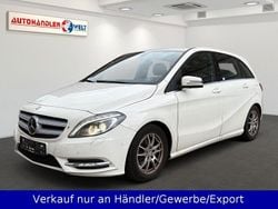 Weiß Gebraucht 2014 Mercedes B180 Van / Kleinbus | 7.499 € (Guter Preis)