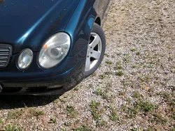 Blau Gebraucht 2005 Mercedes E220 Kombi | 4.000 € (Guter Preis)