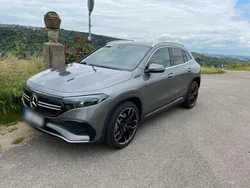 Grau Gebraucht 2021 Mercedes EQA250 AMG SUV | 32.999 € (Fairer Preis)