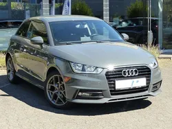 Grau Gebraucht 2016 Audi A1 Sportback S-Line Kleinwagen | 11.790 € (Fairer Preis)