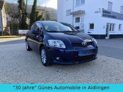Blau Gebraucht 2009 Toyota Auris Life Limousine | 5.950 € (Fairer Preis)