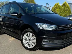 Deep black perleffekt Gebraucht 2021 VW Touran Comfortline Van / Kleinbus | 17.999 € (Superpreis)