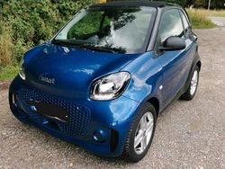 Blau Gebraucht 2022 Smart ForTwo Electric Drive Kleinwagen | 11.300 € (Fairer Preis)