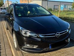 Schwarz Gebraucht 2019 Opel Astra Innovation Kombi | 9.750 € (Guter Preis)