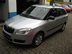 Silber Gebraucht 2010 Skoda Fabia Classic Kombi | 4.290 € (Fairer Preis)
