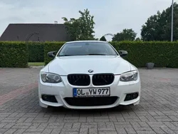 Weiß Gebraucht 2011 BMW 320 M Sport Coupé | 7.100 € (Guter Preis)