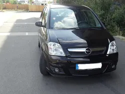 Schwarz Gebraucht 2007 Opel Meriva Van / Kleinbus | 2.190 € (Fairer Preis)