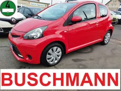 Rot Gebraucht 2012 Toyota Aygo Cool Kleinwagen | 4.650 € (Etwas zu teuer)