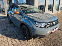 Grau Gebraucht 2024 Dacia Duster Extreme SUV | 22.500 € (Fairer Preis)