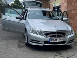 Silber Gebraucht 2010 Mercedes E300 Avantgarde Kombi | 8.499 € (Etwas zu teuer)