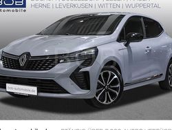 Grau Gebraucht 2025 Renault Clio V Techno Limousine | 17.888 € (Fairer Preis)
