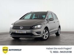 Silber Gebraucht 2018 VW Golf Sportsvan Highline Van / Kleinbus | 15.460 € (Fairer Preis)