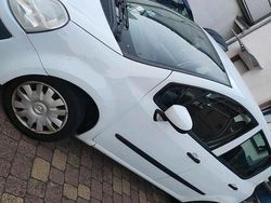 Weiß Gebraucht 2008 Renault Modus Van / Kleinbus | 1.250 €