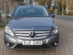 Grau Gebraucht 2013 Mercedes B180 Van / Kleinbus | 8.499 € (Fairer Preis)