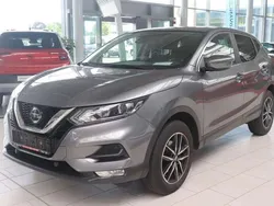 Dark grey metallic Gebraucht 2019 Nissan Qashqai Acenta SUV | 15.690 € (Fairer Preis)