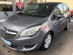 Grau Gebraucht 2016 Opel Meriva drive Van / Kleinbus | 8.199 € (Fairer Preis)
