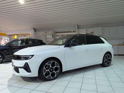 Arktisweiß Gebraucht 2024 Opel Astra Ultimate Limousine | 28.950 € (Teuer)