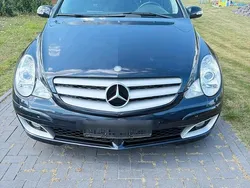 Schwarz Gebraucht 2006 Mercedes R280 Van / Kleinbus | 5.900 €