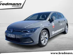 Mondsteingrau Gebraucht 2023 VW Golf VIII Style Limousine | 27.945 € (Fairer Preis)