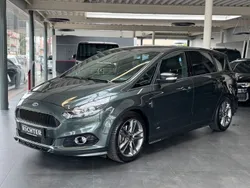 Grün Gebraucht 2019 Ford S-MAX ST-Line Van / Kleinbus | 20.950 € (Superpreis)