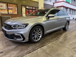 Silber Gebraucht 2021 VW Passat GTE Kombi | 21.999 € (Guter Preis)