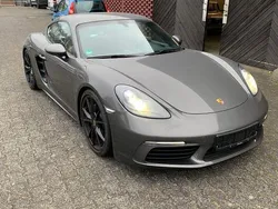 Grau Gebraucht 2017 Porsche 718 Cayman Coupé | 53.718 € (Teuer)