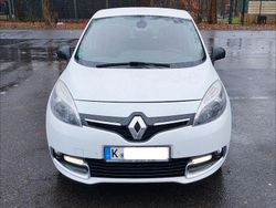Weiß Gebraucht 2014 Renault Scénic III Bose Edition Van / Kleinbus | 5.120 € (Guter Preis)