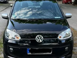 Schwarz Gebraucht 2015 VW up! CLUB Kleinwagen | 6.400 € (Fairer Preis)