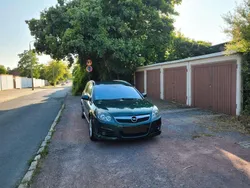 Grün Gebraucht 2007 Opel Vectra Kombi | 2.700 € (Fairer Preis)