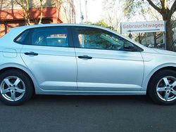 Silber Gebraucht 2020 VW Polo Trendline Kleinwagen | 12.800 € (Teuer)