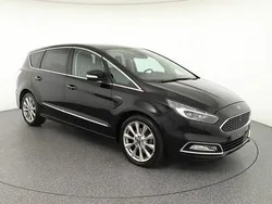 Schwarz Gebraucht 2018 Ford S-MAX Vignale Van / Kleinbus | 24.460 € (Teuer)