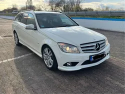 Weiß Gebraucht 2010 Mercedes C350 AMG line Limousine | 10.900 € (Etwas zu teuer)