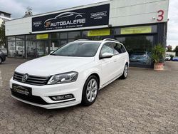 Candyweiss Gebraucht 2013 VW Passat R-line BlueMotion Kombi | 11.900 € (Etwas zu teuer)