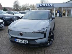 Grau Gebraucht 2025 Volvo EX30 Ultra SUV | 38.900 € (Fairer Preis)