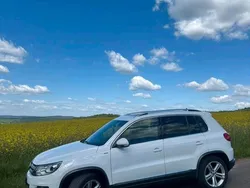 Weiß Gebraucht 2016 VW Tiguan LOUNGE SUV | 10.900 € (Fairer Preis)