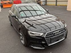 Schwarz Gebraucht 2017 Audi A3 Sportback Ambiente Limousine | 18.200 € (Fairer Preis)